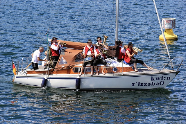 一个球队的 一个球队的